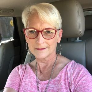 Meet your Posher, Joy